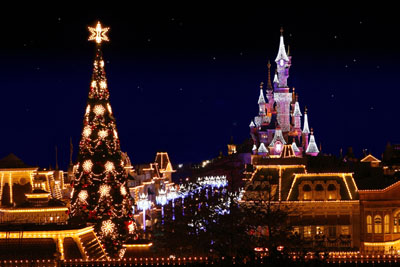 http://www.french-culture-adventures.com/images/Disneyland-Paris-france-christmas-sm.jpg