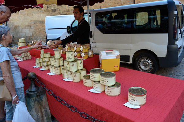 traditional french foods of the southwest. confit de canard